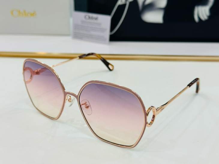 Picture of Chloe Sunglasses _SKUfw58062620fw